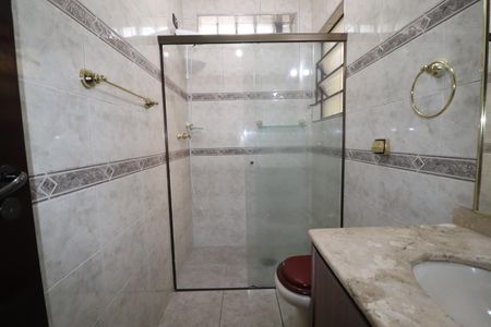 Casa à venda com 102m², 2 quartos e 2 vagasBanheiro 2