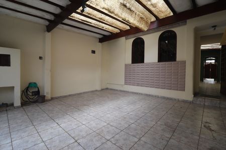 Casa à venda com 102m², 2 quartos e 2 vagasGaragem