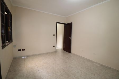 Casa à venda com 102m², 2 quartos e 2 vagasQuarto 1 suíte