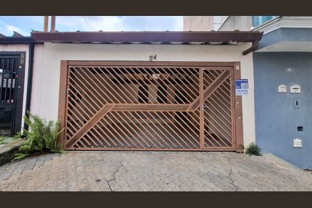 Casa à venda com 102m², 2 quartos e 2 vagasFachada