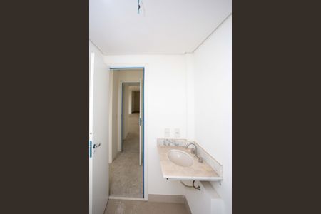 Apartamento à venda com 130m², 3 quartos e 3 vagasBanheiro da Suíte 2