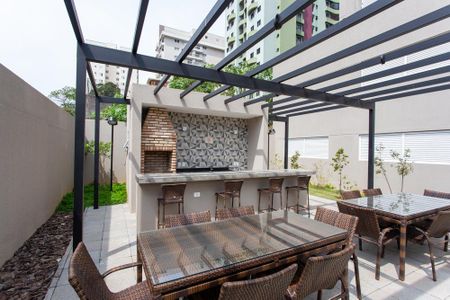 Apartamento à venda com 130m², 3 quartos e 3 vagas Apartamento à venda com 130m², 3 quartos e 3 vagasChurrasqueira