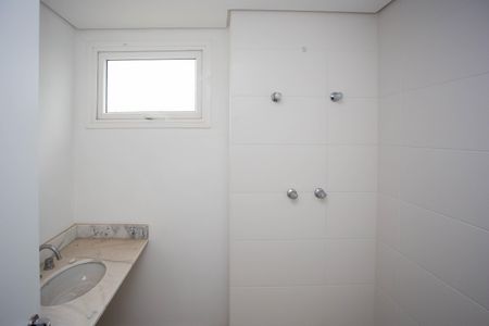 Apartamento à venda com 130m², 3 quartos e 3 vagasBanheiro da Suíte