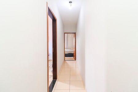 Casa à venda com 270m², 4 quartos e 7 vagasCorredor Piso Superior