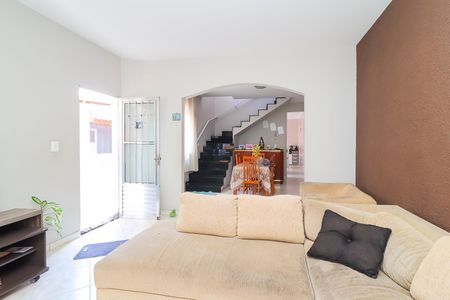 Sala de casa à venda com 4 quartos, 270m² em Jardim Nossa Senhora do Carmo, São Paulo