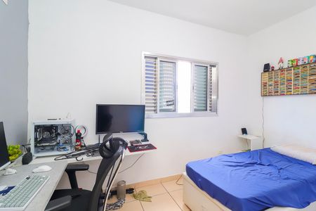 Casa à venda com 270m², 4 quartos e 7 vagasQuarto 3 - Suíte