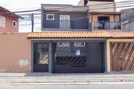 Casa à venda com 270m², 4 quartos e 7 vagasFachada