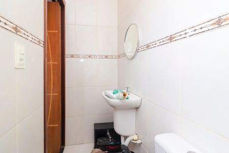 Casa à venda com 270m², 4 quartos e 7 vagasBanheiro da Suíte 4