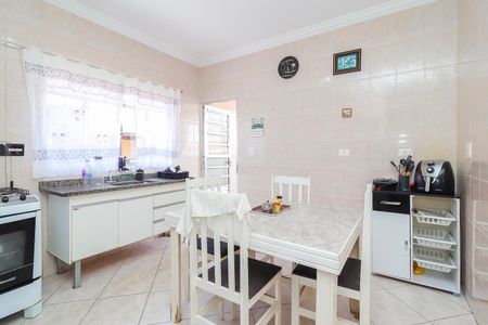 Casa à venda com 270m², 4 quartos e 7 vagasCozinha