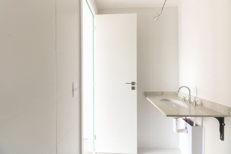 Apartamento à venda com 68m², 2 quartos e 1 vagaBanheiro Suíte 