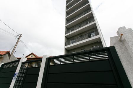 Apartamento para alugar com 47m², 2 quartos e 1 vaga Apartamento para alugar com 47m², 2 quartos e 1 vagaFachada