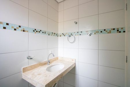 Apartamento para alugar com 55m², 2 quartos e 1 vagaBanheiro do quarto 1