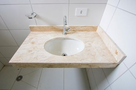 Apartamento para alugar com 55m², 2 quartos e 1 vagaBanheiro do quarto 1