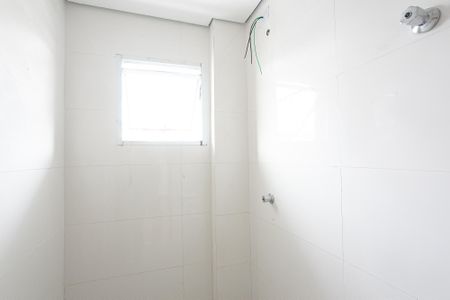 Apartamento para alugar com 47m², 2 quartos e 1 vaga Apartamento para alugar com 47m², 2 quartos e 1 vagaBanheiro