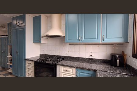 Apartamento à venda com 185m², 4 quartos e 4 vagas Apartamento à venda com 185m², 4 quartos e 4 vagasCozinha