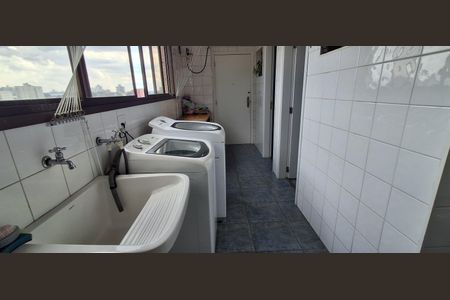 Apartamento à venda com 185m², 4 quartos e 4 vagas Apartamento à venda com 185m², 4 quartos e 4 vagasÁrea de Serviço