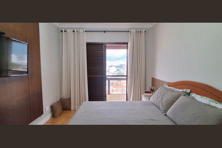 Apartamento à venda com 185m², 4 quartos e 4 vagas Apartamento à venda com 185m², 4 quartos e 4 vagasSuíte 2