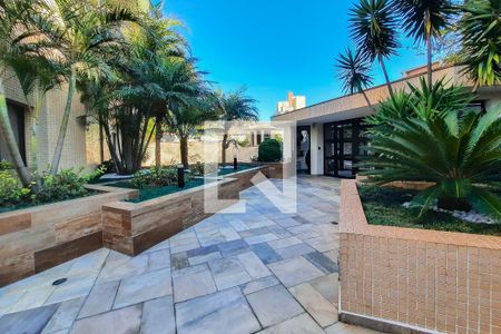 Apartamento à venda com 185m², 4 quartos e 4 vagas Apartamento à venda com 185m², 4 quartos e 4 vagasÁrea Comum