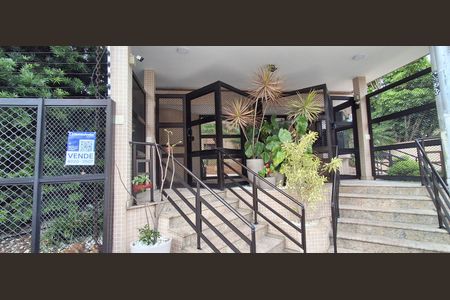 Apartamento à venda com 185m², 4 quartos e 4 vagas Apartamento à venda com 185m², 4 quartos e 4 vagasFachada