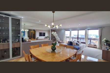 Apartamento à venda com 185m², 4 quartos e 4 vagas Apartamento à venda com 185m², 4 quartos e 4 vagasSala