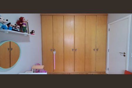 Apartamento à venda com 185m², 4 quartos e 4 vagas Apartamento à venda com 185m², 4 quartos e 4 vagasQuarto 1