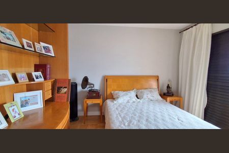 Apartamento à venda com 185m², 4 quartos e 4 vagas Apartamento à venda com 185m², 4 quartos e 4 vagasSuíte 1