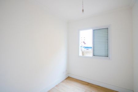 Quarto 2 de apartamento para alugar com 2 quartos, 55m² em Parque Industriario, Santo André