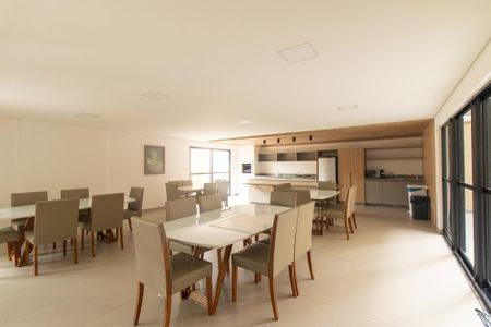 Apartamento para alugar com 51m², 2 quartos e sem vaga Apartamento para alugar com 51m², 2 quartos e sem vagaÁrea comum - Salão de festas