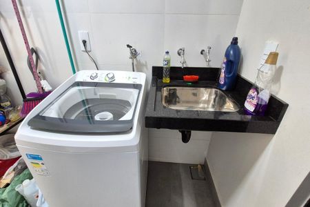 Casa de condomínio à venda com 360m², 3 quartos e 4 vagas Casa de condomínio à venda com 360m², 3 quartos e 4 vagasÁrea de Serviço