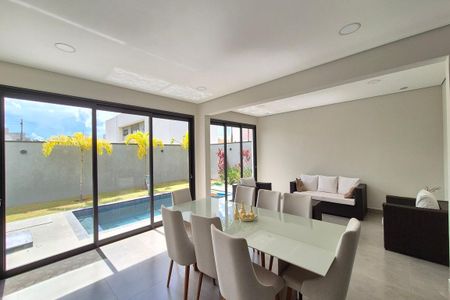 Casa de condomínio à venda com 360m², 3 quartos e 4 vagas Casa de condomínio à venda com 360m², 3 quartos e 4 vagasÁrea gourmet