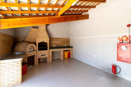 Apartamento para alugar com 43m², 2 quartos e sem vagaÁrea comum - Churrasqueira