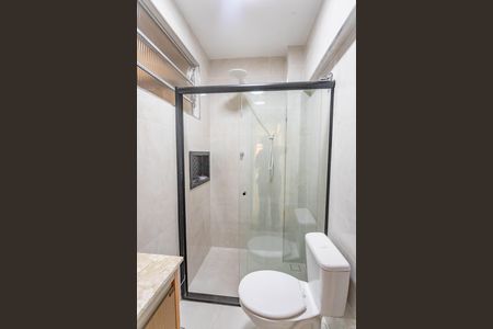 Apartamento para alugar com 90m², 2 quartos e 1 vagaBanheiro da suíte 