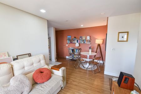 Apartamento à venda com 68m², 2 quartos e 1 vagaSala
