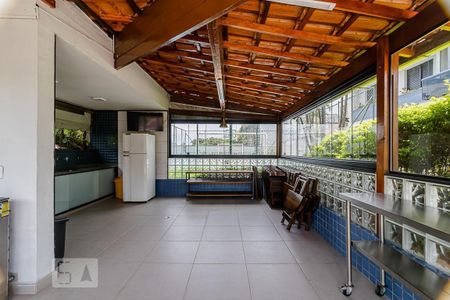 Apartamento à venda com 84m², 2 quartos e 2 vagasChurrasqueira 