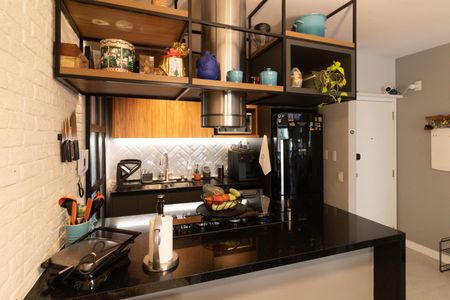 Apartamento à venda com 84m², 2 quartos e 2 vagasCozinha 