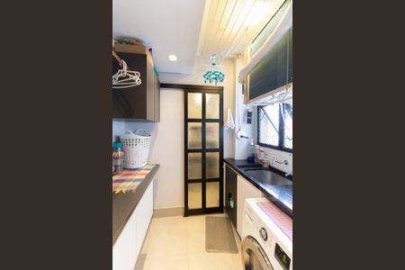 Apartamento à venda com 84m², 2 quartos e 2 vagasLavanderia