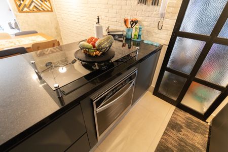 Apartamento à venda com 84m², 2 quartos e 2 vagasCozinha 