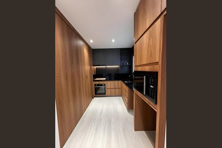 Apartamento para alugar com 2 quartos, 135m² em Cerqueira César, São Paulo