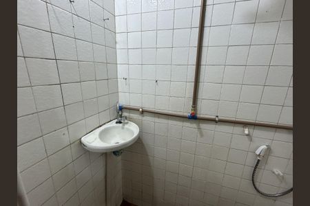 Banheiro de kitnet/studio para alugar com 1 quarto, 20m² em Cachambi, Rio de Janeiro