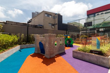 Apartamento para alugar com 70m², 2 quartos e 1 vagaÁrea comum - Playground