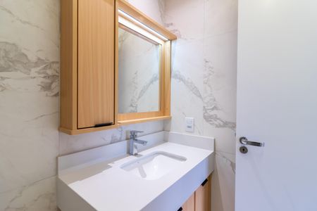 Apartamento para alugar com 70m², 2 quartos e 1 vagaBanheiro da Suíte