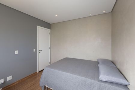 Apartamento à venda com 128m², 3 quartos e 3 vagas Apartamento à venda com 128m², 3 quartos e 3 vagasQuarto 1