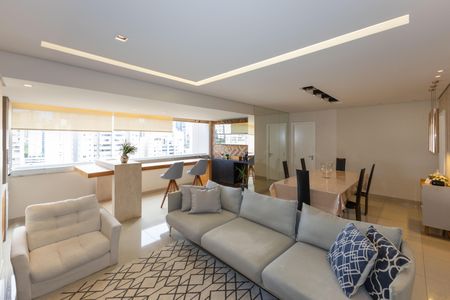 Sala de TV de apartamento para alugar com 3 quartos, 128m² em Vila da Serra, Nova Lima