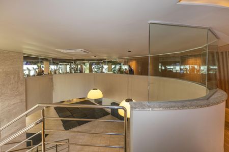 Apartamento à venda com 128m², 3 quartos e 3 vagas Apartamento à venda com 128m², 3 quartos e 3 vagasÁrea comum - Academia