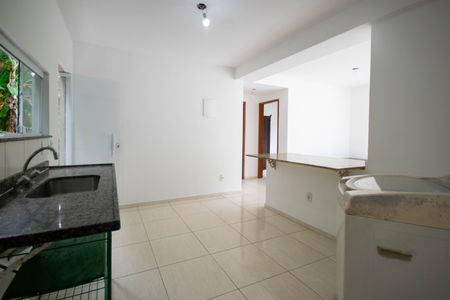 Casa para alugar com 80m², 2 quartos e 1 vagaCozinha
