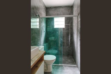 Casa à venda com 250m², 2 quartos e 3 vagas Casa à venda com 250m², 2 quartos e 3 vagasBanheiro