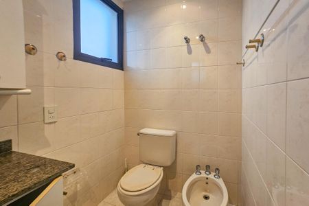 Apartamento para alugar com 140m², 3 quartos e 2 vagasbanheiro da suíte 3