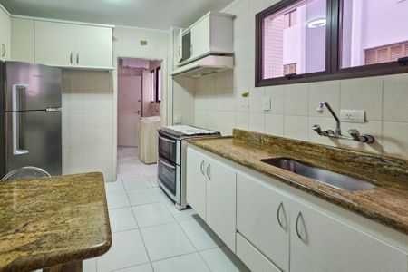 Apartamento para alugar com 140m², 3 quartos e 2 vagascozinha