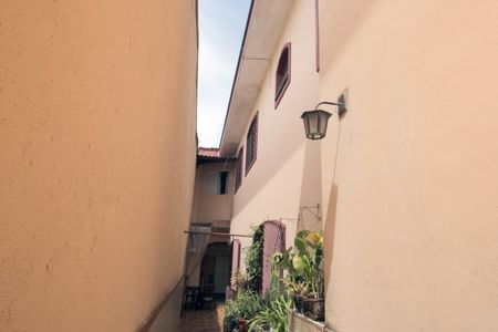 Casa à venda com 180m², 4 quartos e 2 vagasCorredor
