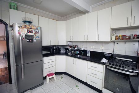 Casa à venda com 180m², 4 quartos e 2 vagasCozinha